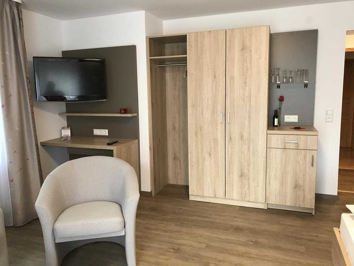 Gasthaus Zur Erle Simonswald Esterno foto